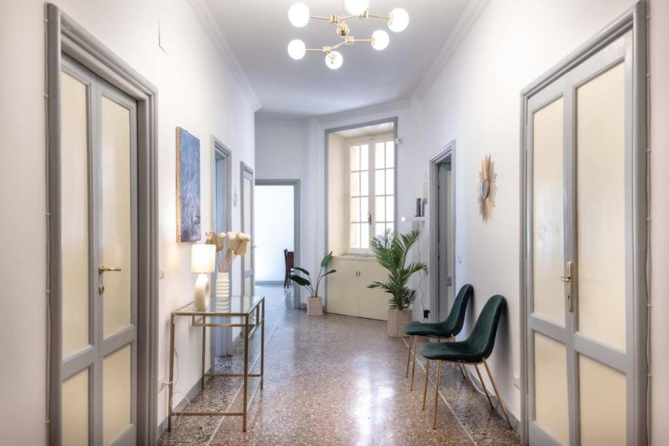 Vignola - Exclusive Apartment Rom